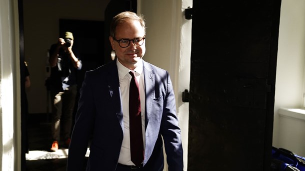 Regeringen foreslår stram finanslov med fokus på balance mellem land og by