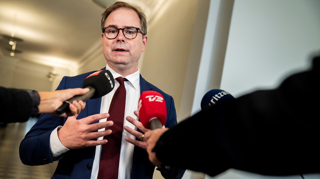 Topministre som Nicolai Wammen (S) tropper op til møder i Socialdemokratiets erhvervsklub. Det er en direkte, betalt adgang til en af landets mest magtfulde politikere, skriver Jens Chr. Hansen.