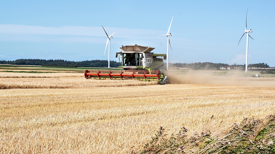 En ny landbrugsaftale dette efterår vil allerede blive genbesøgt inden 2025, varsler regeringen. 