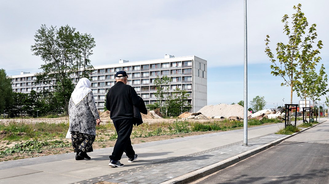 Der er mange eksempler på, at der opstår konflikter mellem tilflytterne og de ”oprindelige” beboere i de almene boliger. De svageste grupper bliver som regel taberne i det spil, skriver Lasse Kjeldsen.