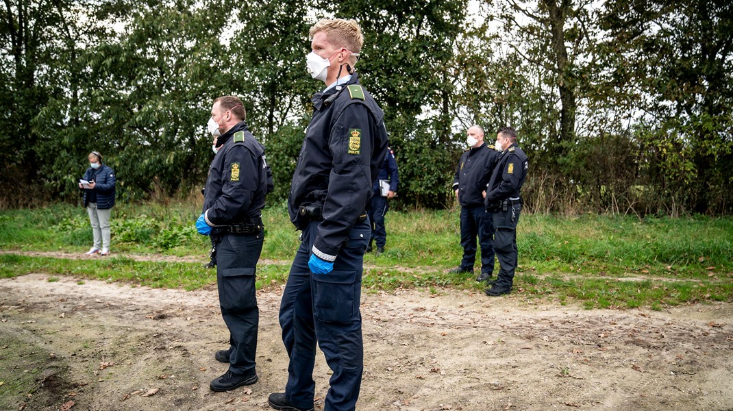 Minkkommissionen begyndte onsdag afhøringerne om Rigspolitiets rolle i minksagen. 