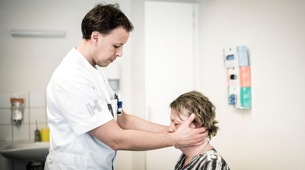 Samarbejde mellem store og små hospitaler er
allerede en del af hverdagen, skriver Rasmus Møgelvang og Per Christiansen.