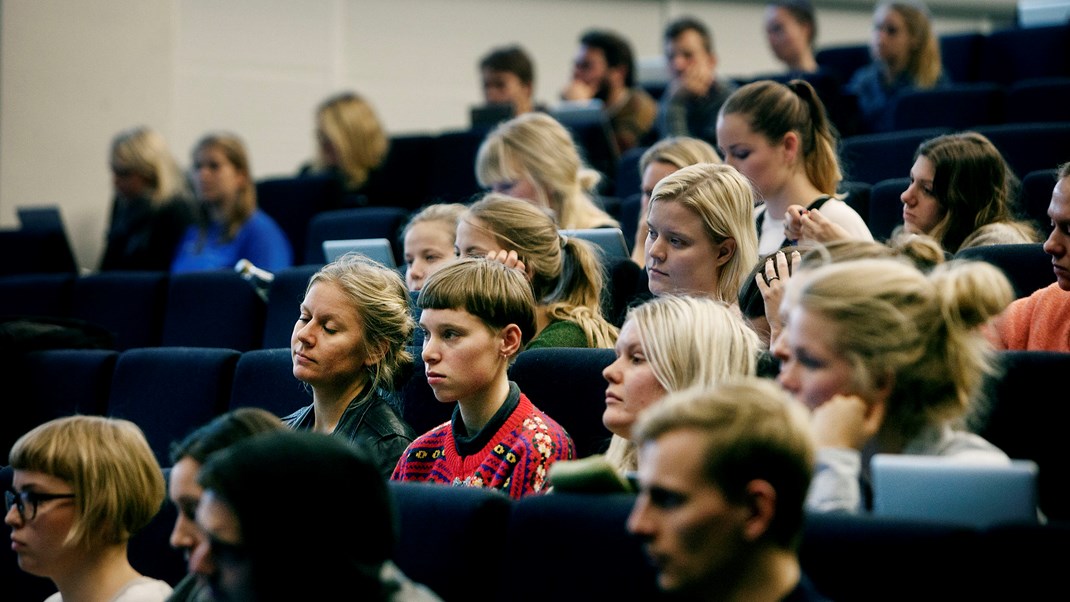 Danske HF & VUC: Regeringen bør styrke voksenuddannelse