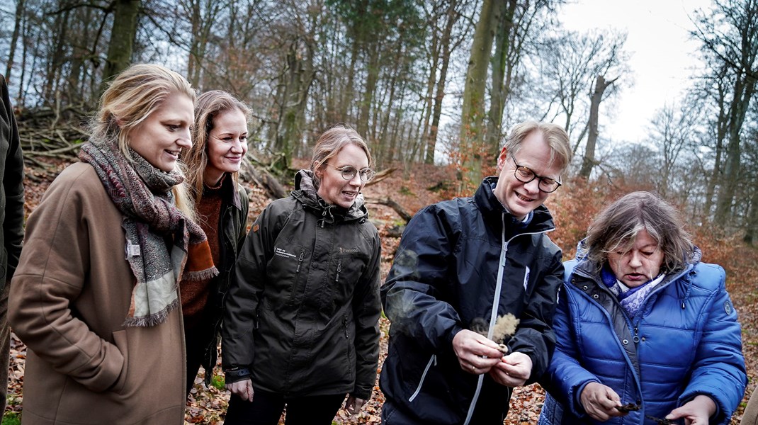 Når man spærrer dyr inde, påtager man sig et meget stort ansvar, skriver Anne Kongsfelt, Helle Beck, Vivienne Carlsen og Henrik Carlsen.