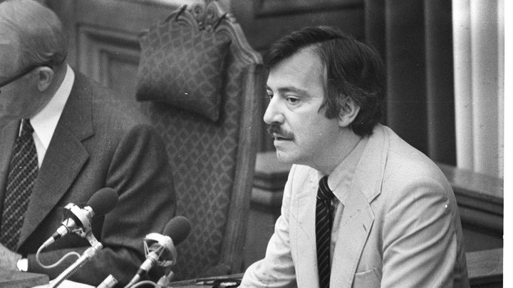 Uffe Ellemann-Jensen på Folketingets talerstol i 1979. (Arkivfoto)