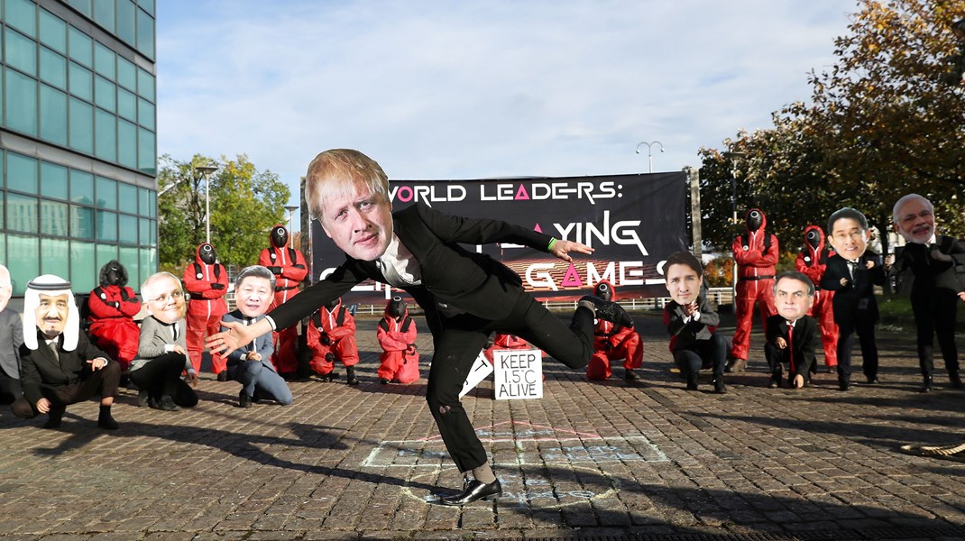 Klima-aktivister med masker af Boris Johnson og andre ledere demonstrerer ved FN's klimakonference i Glasgow, Skotland. 