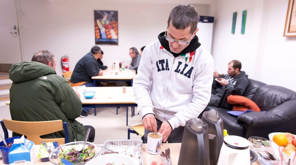 Vinterherberg i Aarhus er nødt til at finde frivillige, hvis det skal kunne holde åbent