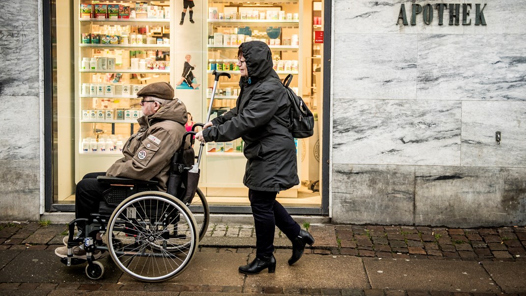 I apotekernes tilfælde har en øget konkurrence virket overraskende godt - både i forhold til at styrke tilgængelighed og service og til at give lave og faldende medicinpriser, skriver Jesper Gulev Larsen.