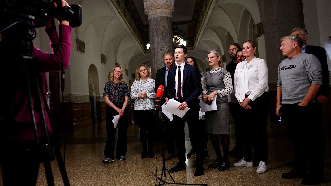 Et netværk af løstansatte forskere, der typisk er i starten af karrieren ønsker handling for at skabe bedre vilkår for forskningen og forskeres muligheder for at gøre karriere. I sidste ende er det et spørgsmål om en polisk prioritering, siger Jessica Larsen, der repræsenterer netværket.