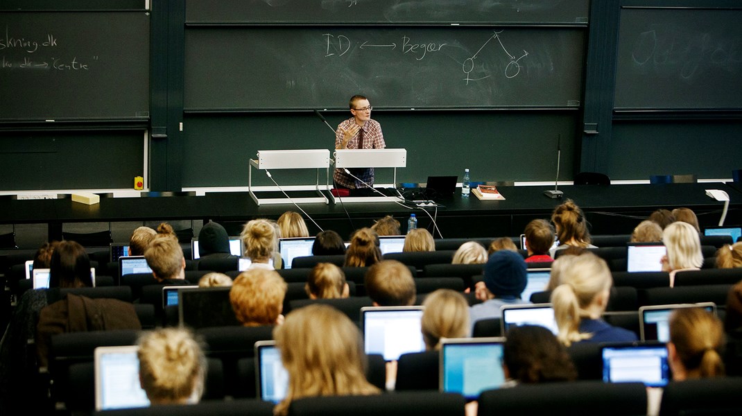 Vi skal overveje antallet af akademikere, vi uddanner, og vejledningen af de unge skal i højere grad oplyse om job- og videreuddannelsesmulighederne med de forskellige uddannelser, skriver Mie Dalskov Pihl.