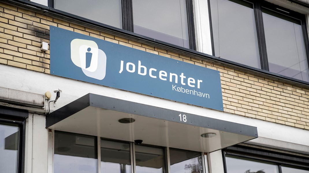 Ledige, som kommer til samtale i a-kassen eller jobcentret, er ikke forpligtet til at vise coronapas, skriver Karsten Mølgaard Jensen.