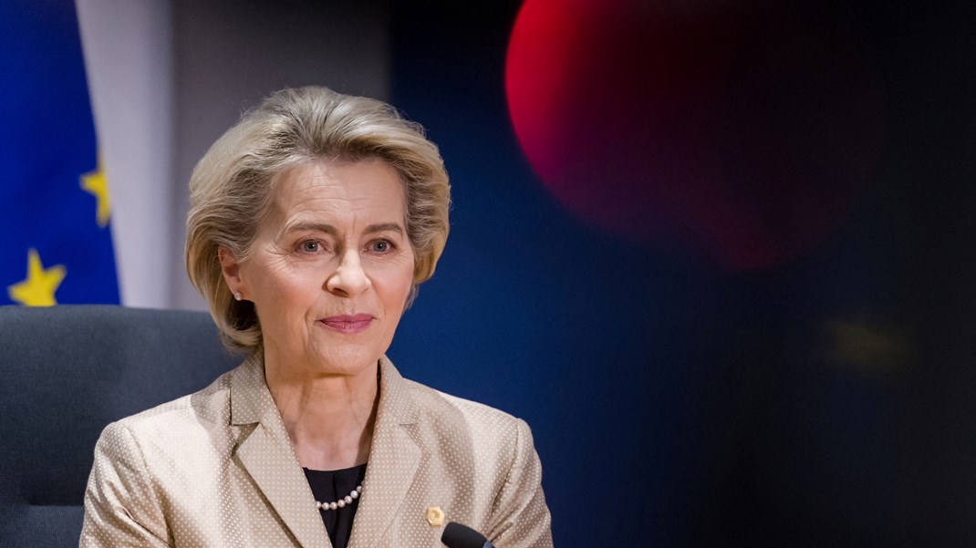 I et stort interview i Die Zeit om europæisk klimapolitik bliver der gået til EU-Kommissionens tyske formand Ursula von der Leyen. Tror hun virkelig, at vi kan håndtere klimaudfordringen i tide, vil journalisten vide? Von der Leyens svar er prisværdigt ærligt og anerkender, at der er brug for ganske meget pragmatisme for at komme igennem med løsningerne.