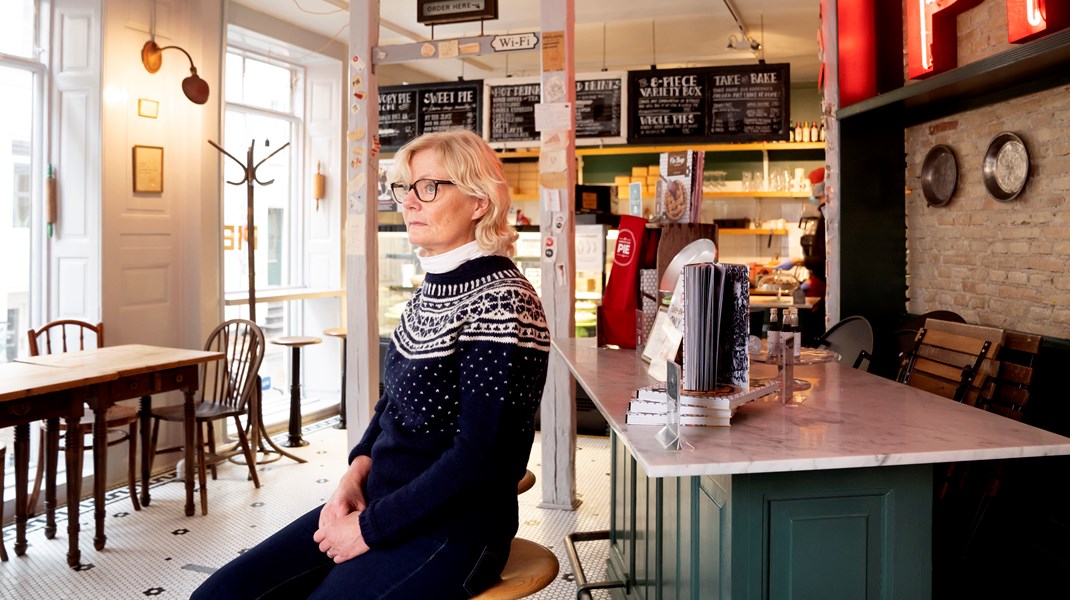 Regler er ikke fulgt med arbejdsmarkedets forandringer. Vi taber derfor den voksende skare af atypisk ansatte, som ikke passer ind i de rigide systemer, skriver Lisbeth Lintz.