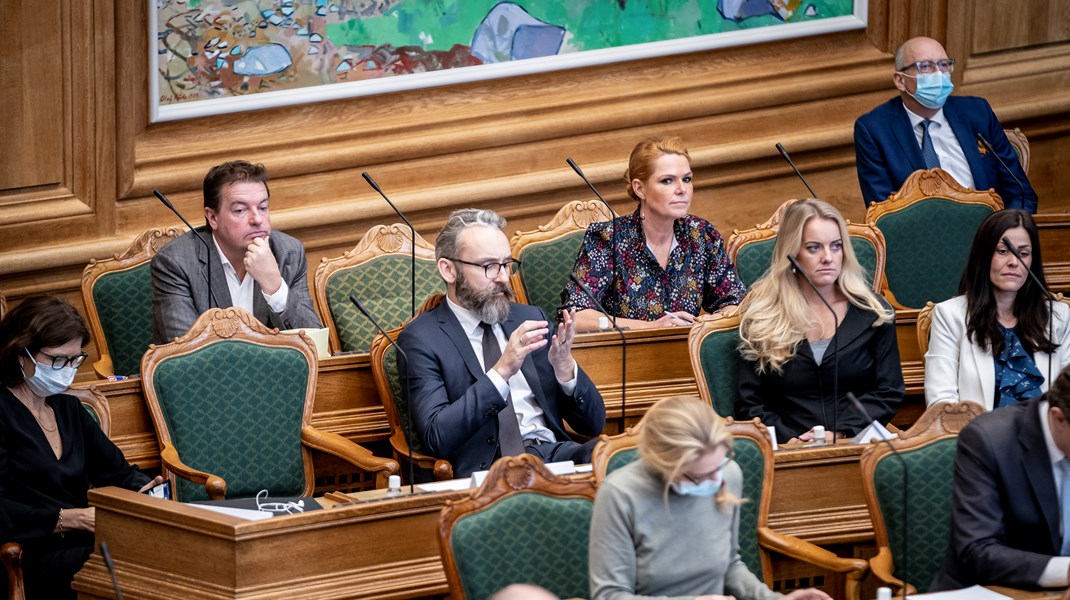 Beslutningsforslag hober sig op i Folketinget: Nye anbefalinger skal optimere arbejdet