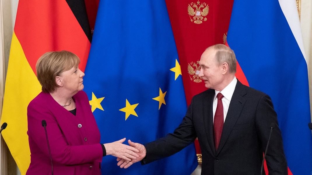 Merkel udøvede fejlagtigt en strategisk eftergivenhed over for et vedvarende aggressivt Rusland, skriver tidligere Nato-ambassadør Andras Simonyi.