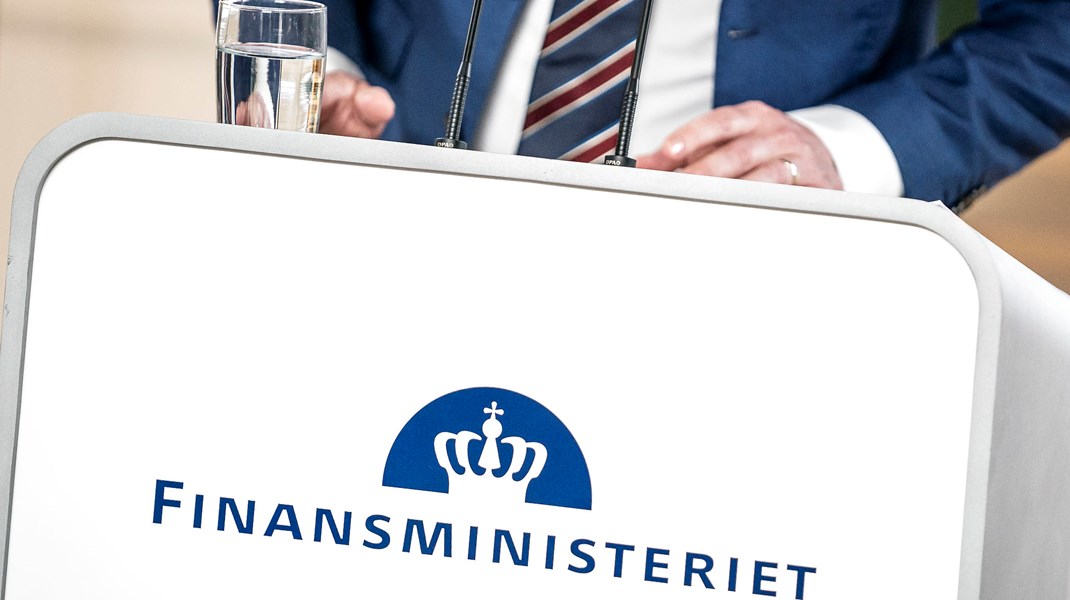 Finansministeriet skiller sig markant ud fra andre departementer, når det kommer til at udbetale bonusser. 