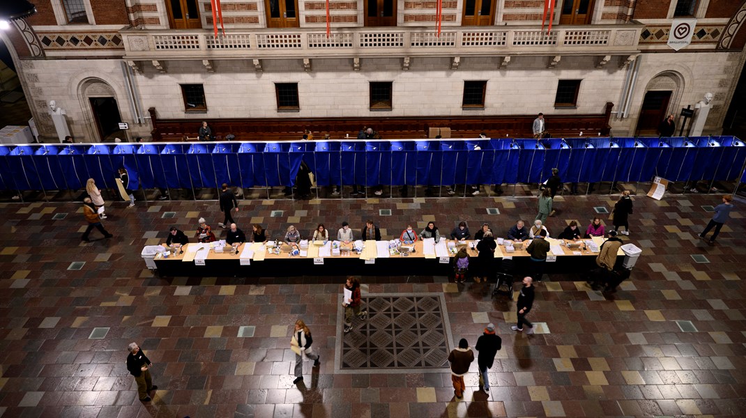 I mange gamle demokratier som Danmark ser vi en faldende vælgertilslutning. Den udvikling skal standses, skriver Christina Olumeko og Birgitte Kehler Holst.