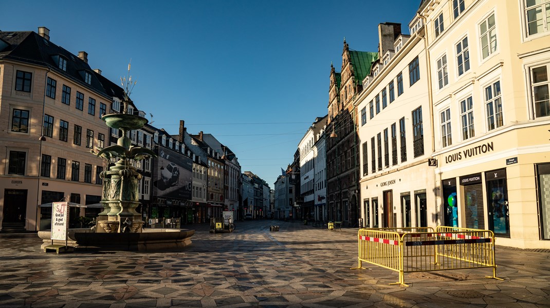 Pandemien var ikke slut i september 2021, da Adam Toozes bog udkom på engelsk. Var bogen skrevet nu, kunne det have ledt til en anden konklusion, skriver Birthe Larsen.