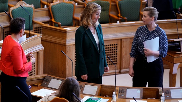 Fem interessante nedslag i spørgetimen med Mette Frederiksen