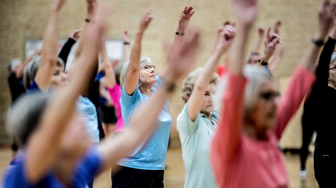 Det er selvfølgelig ubetinget en god ting, at vi lever længere, men det vil også betyde, at der skabes et yderligere pres på ressourcerne i sundhedsvæsenet, skriver Diabetesforeningen, Danmarks Idrætsforbund og SMVdanmark i et fælles indlæg.