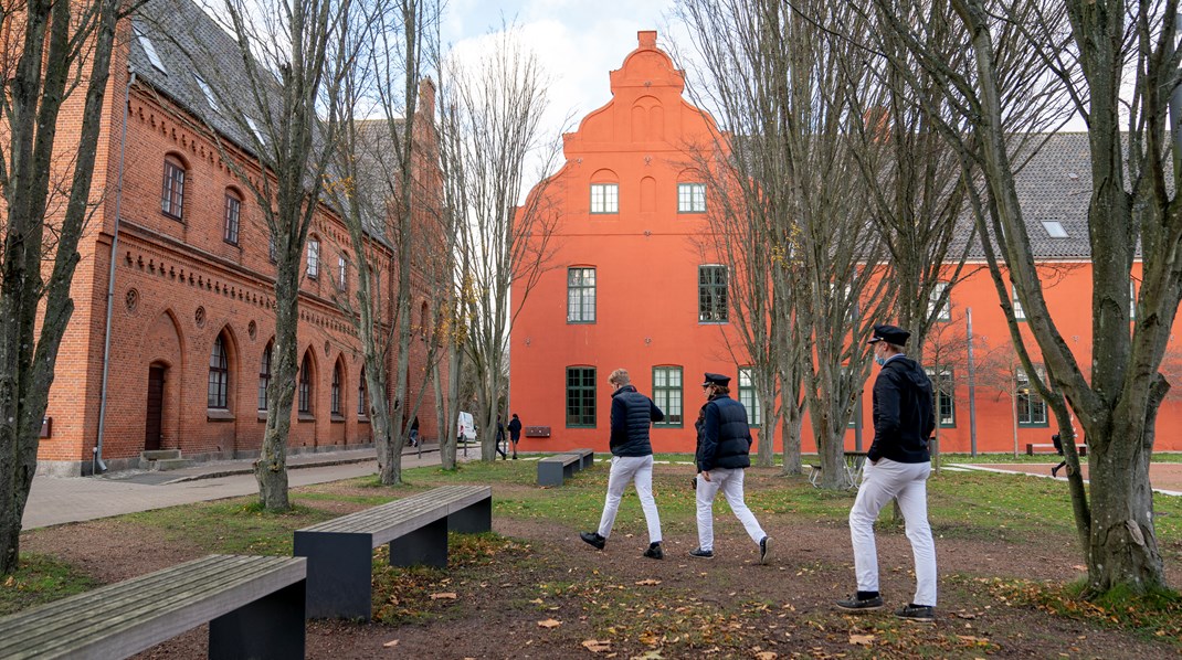 Tidligere forstander: Hvorfor smutter Katznelson nu, hvor Herlufsholm har mest brug for hende?