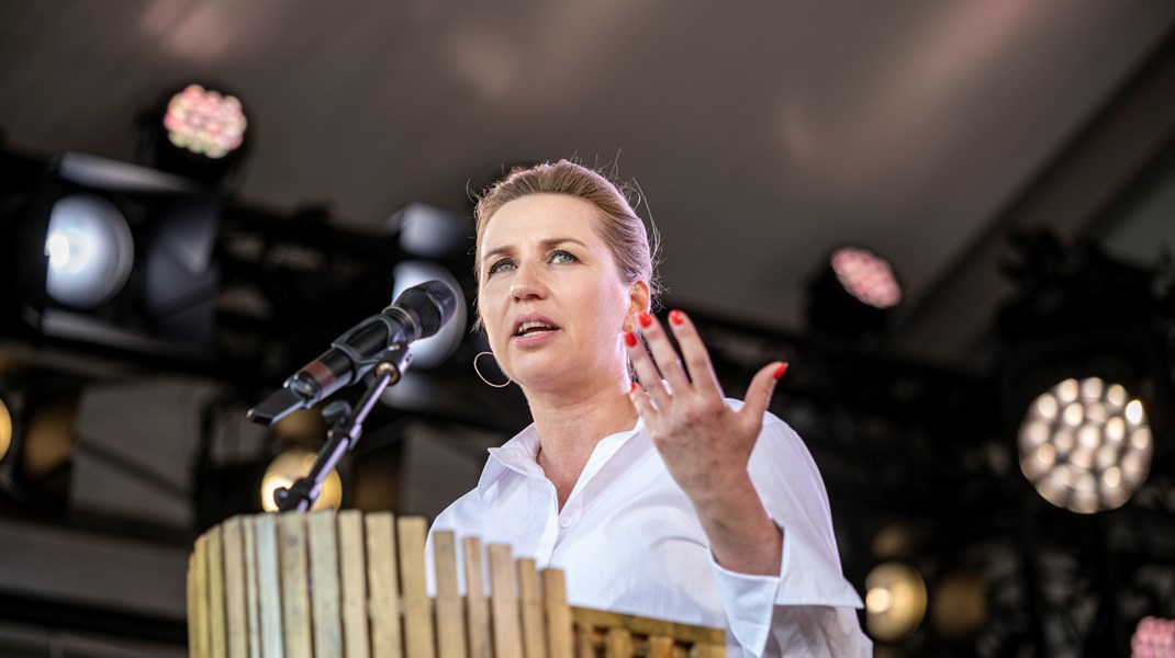 Mette Frederiksen lancerede et af udspillets hovedbudskaber - et karakterloft på ti som adgangskrav til videregående uddannelse - i sin partiledertale på Folkemødet.