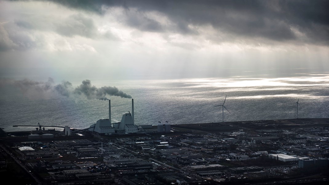 Avedøreværket syd for København har ekstraordinært fyret med kul denne sommer. Ørsted forbereder sig til også at kunne gøre det til vinter, hvis det bliver nødvendigt.