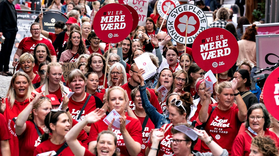 Sygeplejerskerne har i offentligheden fået budskabet om, at de er for dårligt lønnede, igennem. Problemet er, at de øvrige lønmodtagerorganisationer ikke er enige med sygeplejerskerne, skriver Svend Bie.