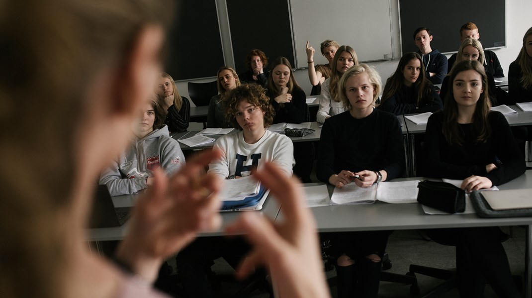 Det markedsgjorte uddannelsessystem er den store årsag til flere af gymnasiernes udfordringer. Det gælder blandt andet et overdrevent rekrutterings- og fastholdelsesfokus, karakterinflation og begrænset fri debat og
ytringsfrihed i praksis for lærerne, skriver Jan Maintz.