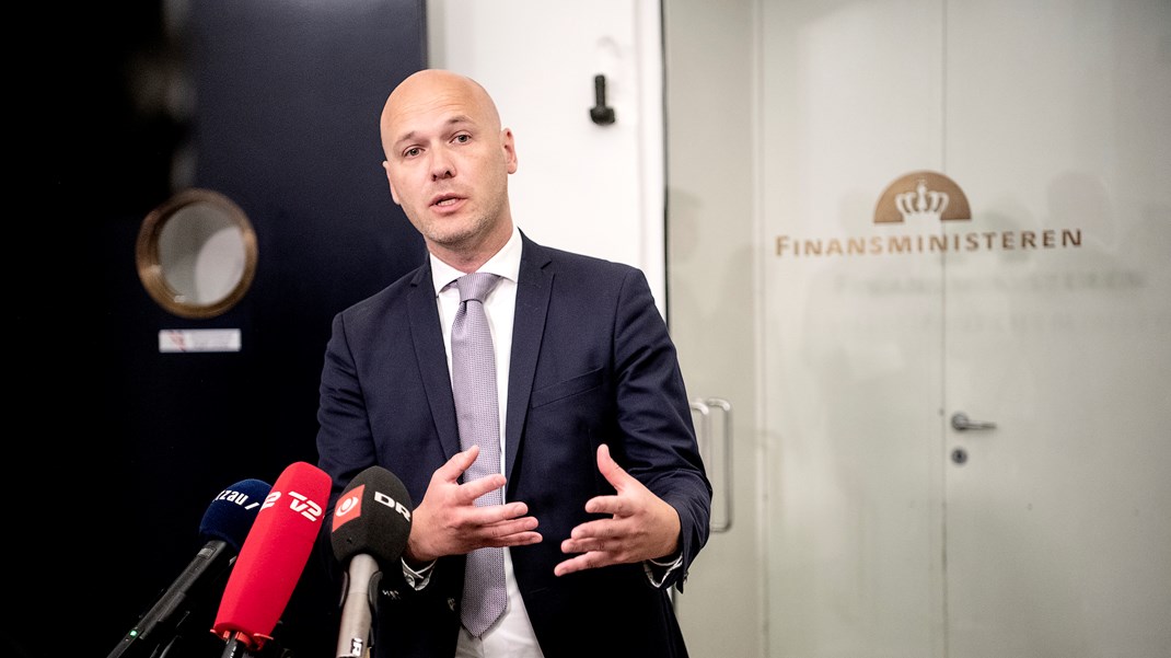  Danske Regioners formand, Anders Kühnau (S), siger til Altinget, at regionerne endnu ikke er nået til enighed i striden om, hvorvidt sundhedskronerne fordeles retfærdigt til regionerne.