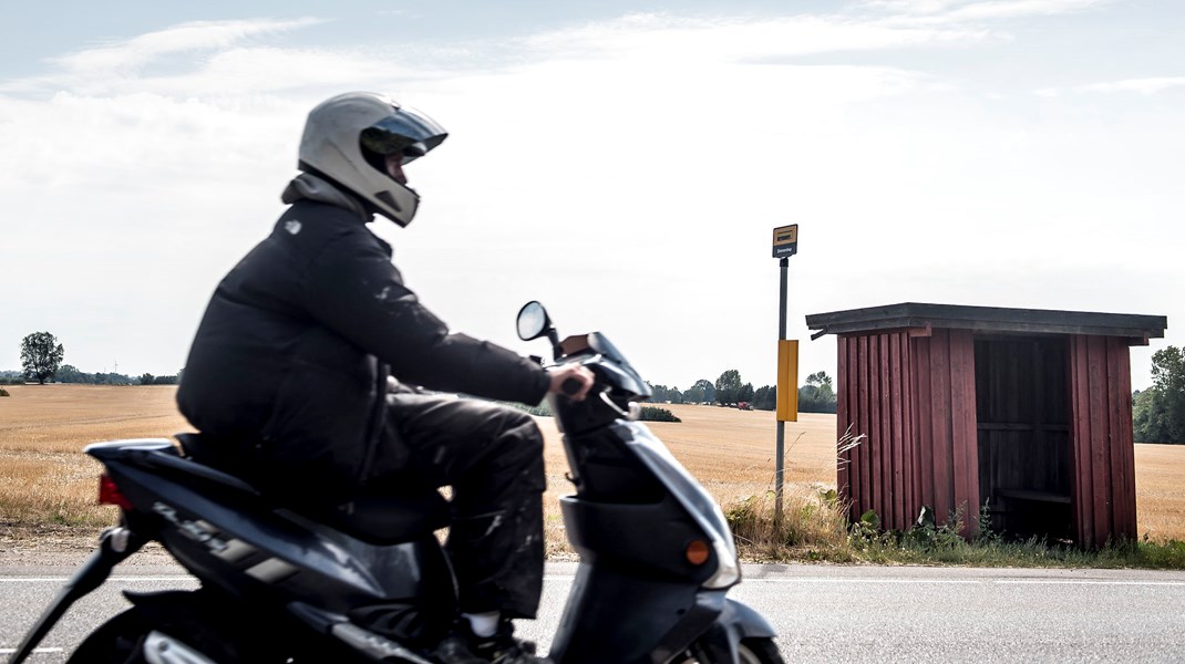 Udflytning af arbejdspladser, pendlingsfradrag, kommunal udligning og investeringer i infrastruktur er nogle af de politiske tiltag, som skal holde hånden under de mere tyndtbefolkede områder i Danmark. Men de penge er dårligt givet ud, mener Cepos-økonom.