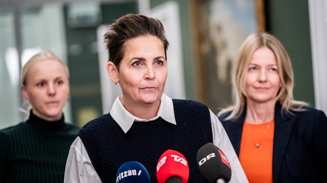 SF-medlem: Jeg undrer mig virkelig over mit parti. Er udsigten til ministerbiler blevet vigtigere end børns rettigheder?