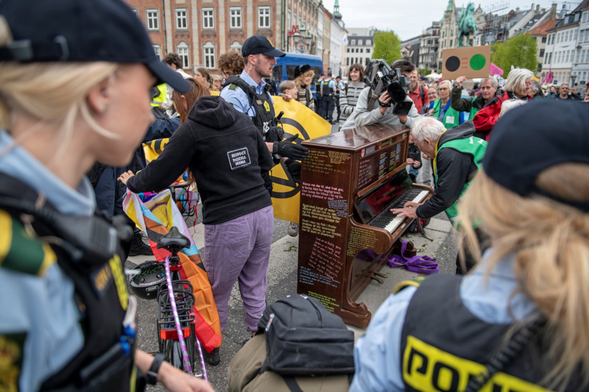 7. låge i Altingets fotojulekalender: Kaos i centrum