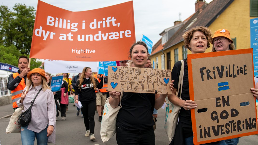 Langstrakte regeringsforhandlinger får frivillige til at vakle. Rådsformand kalder på langsigtede løsninger for at undgå gentagelser