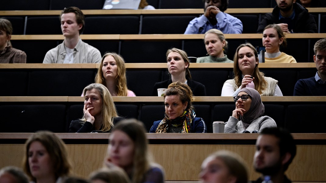 Der er behov for, at alle uddannelsespolitiske aktører byder ind med deres viden – også selvom de er modstandere af en omlægning til lån, skriver Tobias Høygaard Lindeberg.