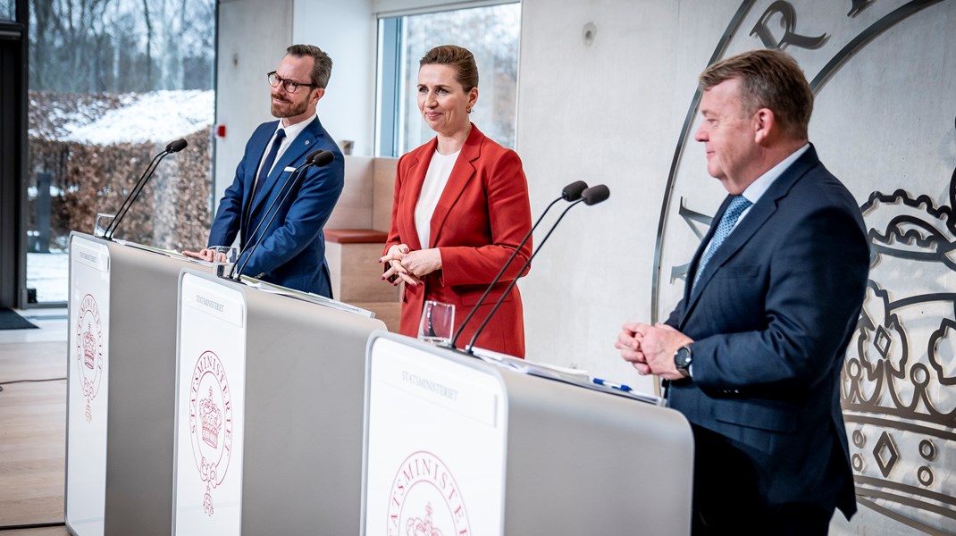 #dkpol: Mette Frederiksen laver 'spis-skovsneglen-politik'