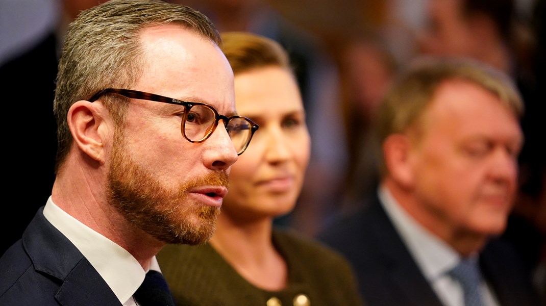 Hvis Jakob Ellemann-Jensen ikke formår at forklare, hvorfor Venstre konkret er med i regeringen, ender Venstre med at betale en enorm pris for sin sejr, skriver Malene Møller Hall.