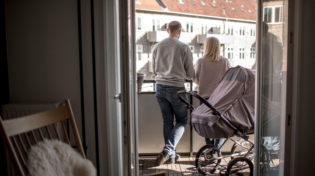 Det Etiske Råd står fast: Man bør ikke gøre brug af betalte rugemødre 