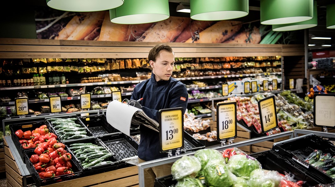 Det er især de merkantile erhvervsuddannelsers rolle i den grønne omstilling, der bliver overset, skriver Anja C. Jensen. En merkantil uddannelse kvalificerer blandt andet til en stilling som butikschef, indkøbsassistent, kontorleder eller regnskabsassistent.