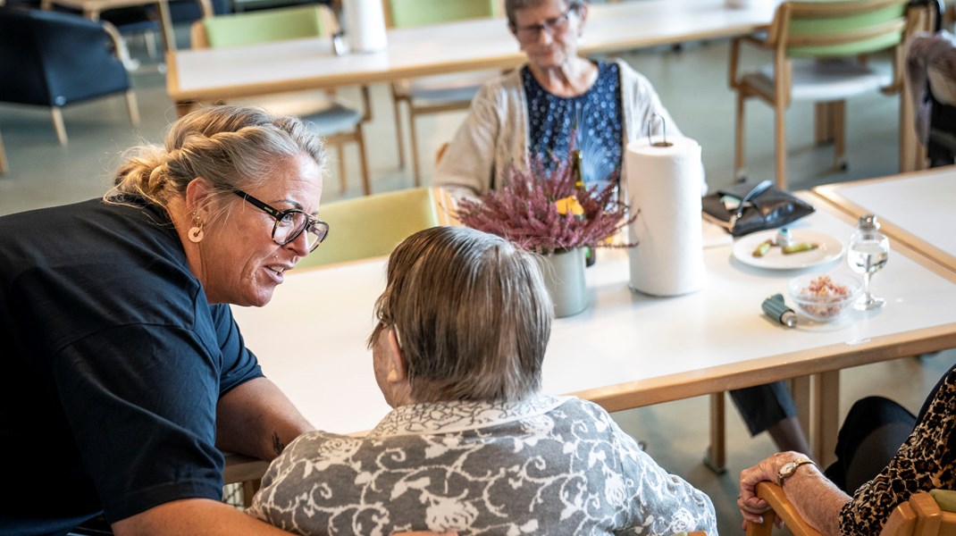 Står det til Dansk Erhverv, skal kommunale plejehjem fremover udarbejde årsregnskaber, så det bliver lettere at sammenligne omkostningerne på tværs af kommunale og private leverandører af hjemmepleje.