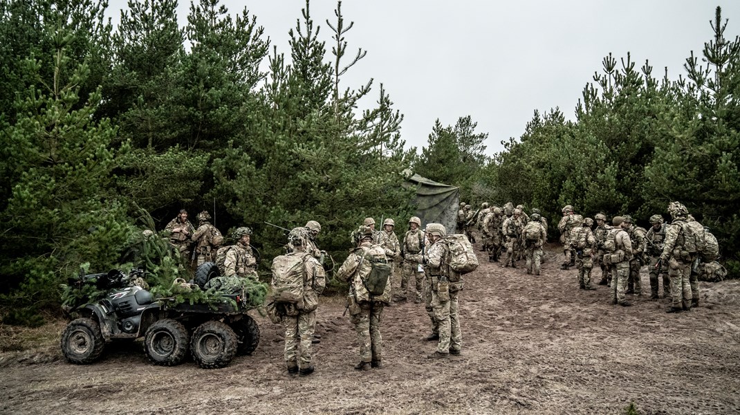 Der er rigeligt at tage fat på for at bringe Forsvaret på ret køl. Bred politisk enighed om at tilføre flere midler er et rigtigt og nødvendigt første skridt. Men der ophører enigheden, skriver Johan Fritzen.