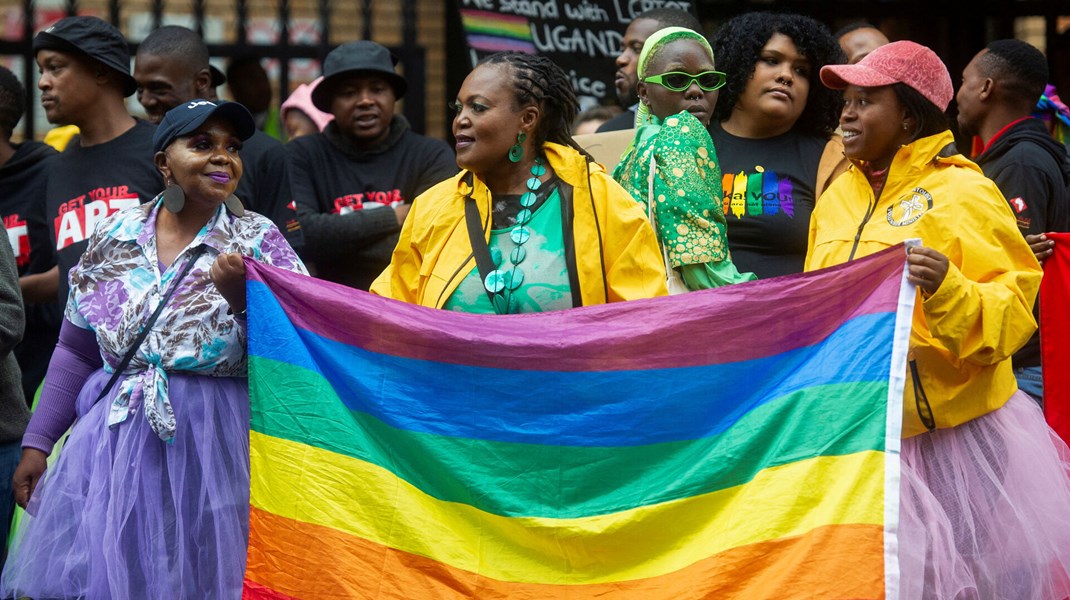 LGBT+ personer har oplevet dramatiske humanitære og sikkerhedsmæssige kriser de seneste år, skriver Yanaba Mompremier Rymark Sankoh og Mads Ted Drud-Jensen.