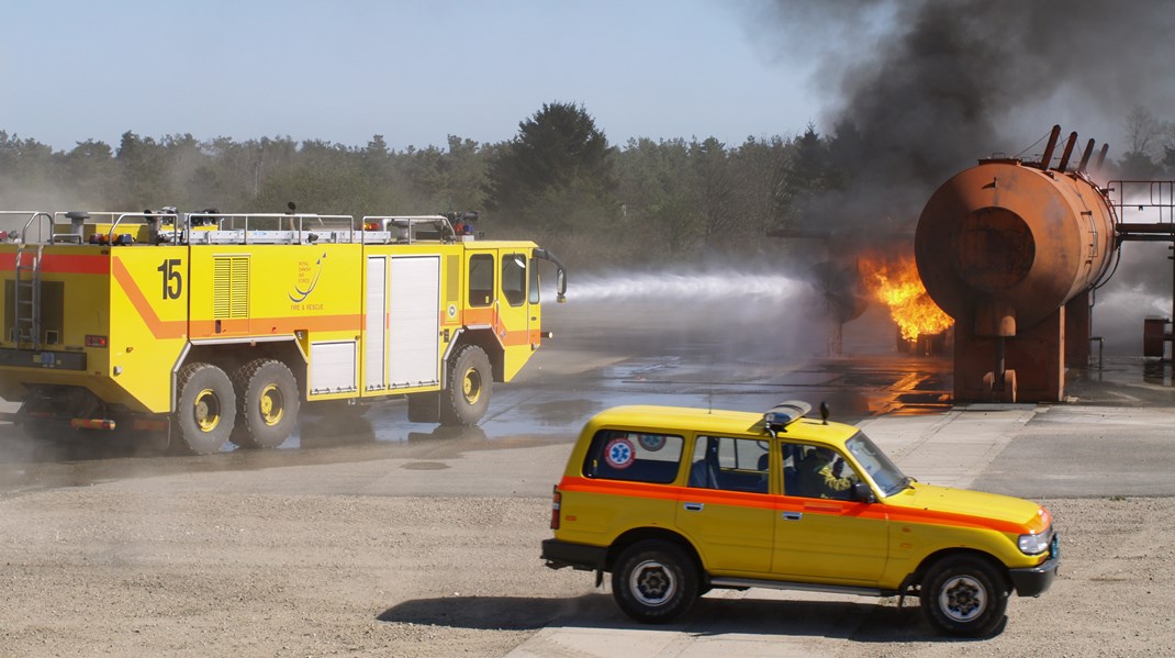 Forsvaret har gennem en årrække anvendt store mængder af brandskum på sine brandøvelsespladser. Brandskum er en kendt kilde til forurening med PFAS.