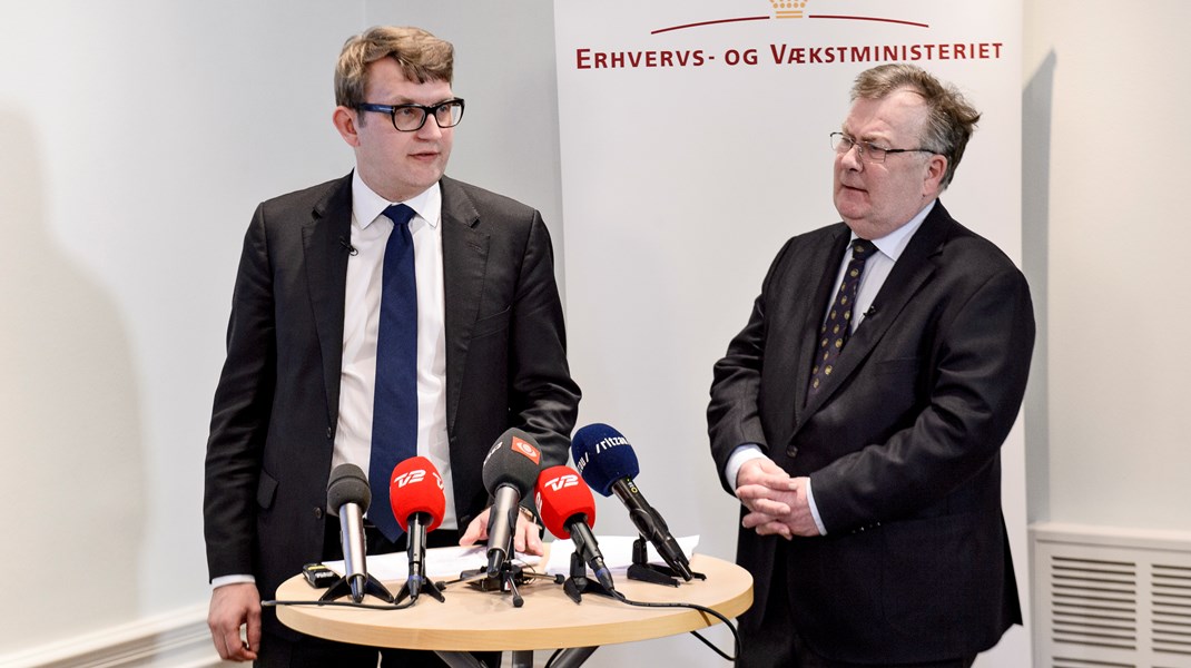 Vestres borgerlige linje i regeringen er årsag til partiets ringe meningsmålinger. Partitoppen burde huske Claus Hjort-doktrinen, skriver Jakob Elkjær. 