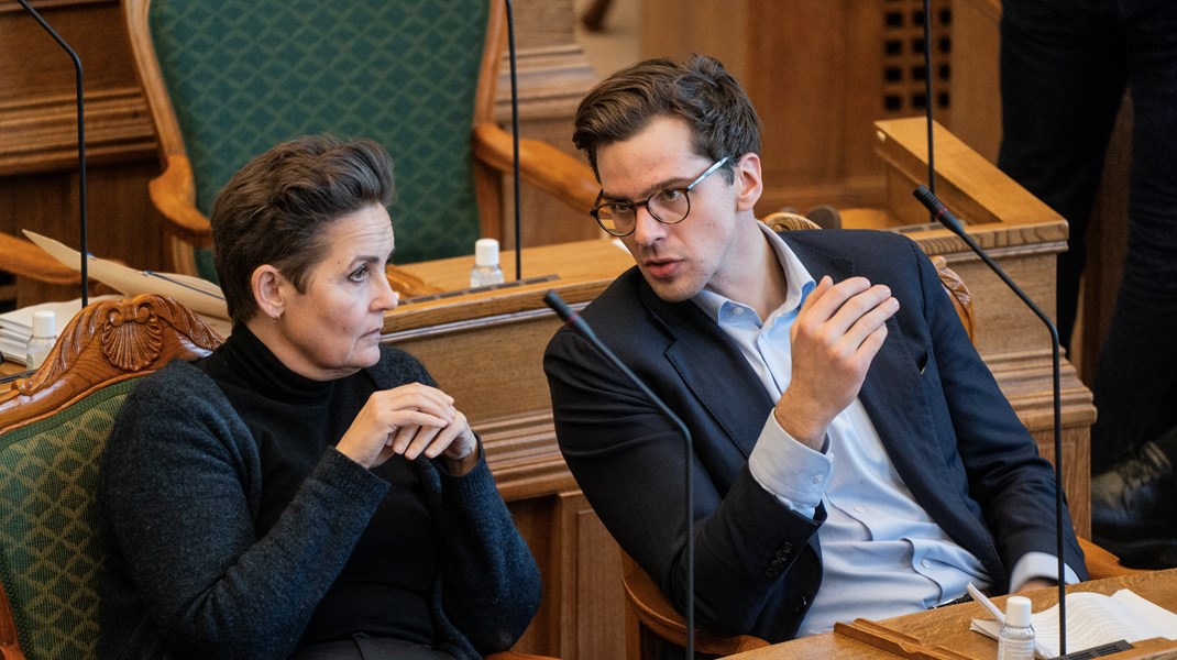 Her er tre bud på, hvordan oppositionen kan udnytte regeringens krise