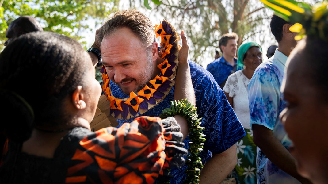 I april 2023 besøgte Dan Jørgensen Pele Island i Vanuatu, der havde været hårdt ramt af menneskeskabte klimaforandringer. Nu skal han samarbejde med FN's tidligere generalsekretær om at accelerere klimatilpasning i Afrika. 