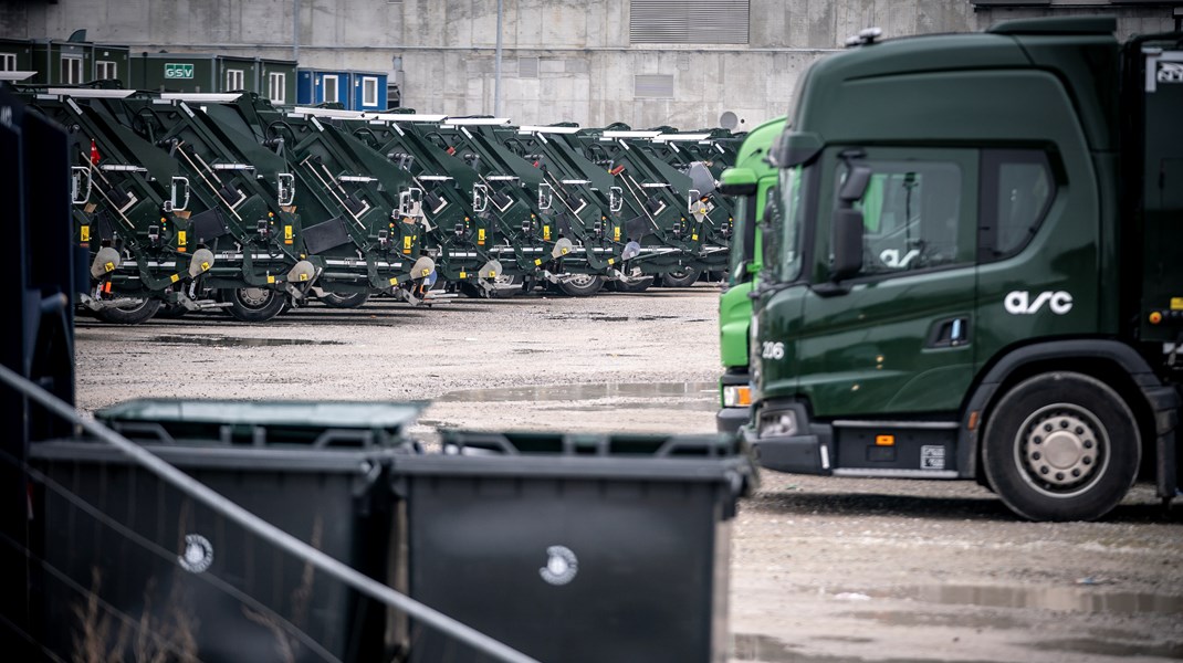 Hos Dansk Affaldsforening skifter man direktør. Henrik Friis forlader posten og bliver i stedet branchedirektør hos Dansk Erhverv. Jens Bomann Christensen erstatter ham. 