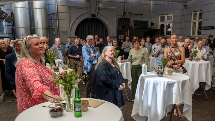 Altingets stifter, Rasmus Nielsen, holdt som den første tale for Lisbeth Knudsen.