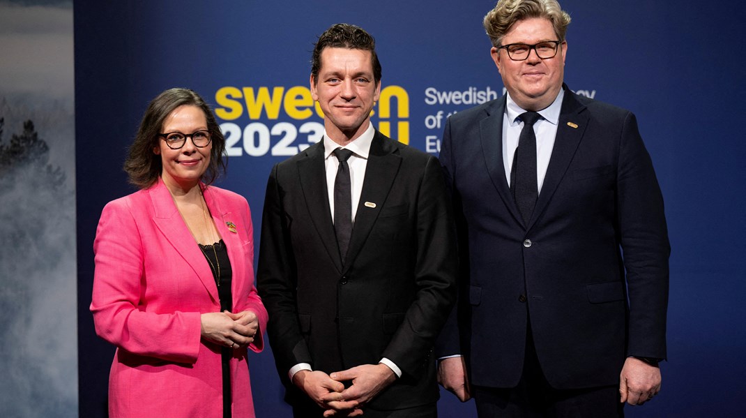 Migrations- og integrationsminister Kaare Dybvad (S) sammen
med Sveriges migrationsminister, Maria Malmer Stenergard og Gunnar Strömmer,
Sveriges justitsminister ved et tidligere ministermøde i slutningen af januar
om migration.