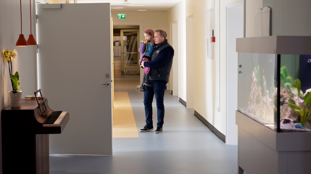 I 2021 mistede børnehospicet Lukashuset en tredjedel af sin statsfinansiering. Derfor må vi nu drive tilbuddet med et planlagt underskud på 2,5 millioner kroner om året, skriver Henrik Nedergaard.